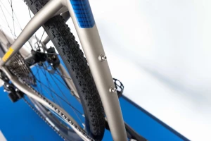 Велосипед 28" Trinx GTR 2.0 2021 рама 54 см matt-grey-blue-yellow